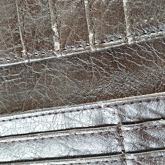 GUESS Organizer Wallet Leopard - Picture 11 of 15